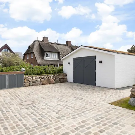 Loewenherz Holiday home *